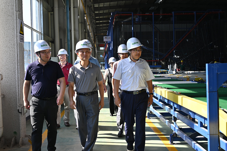 张志祥、汪本胜一行赴辉铝新材开展“访企拓岗”专项调研活动