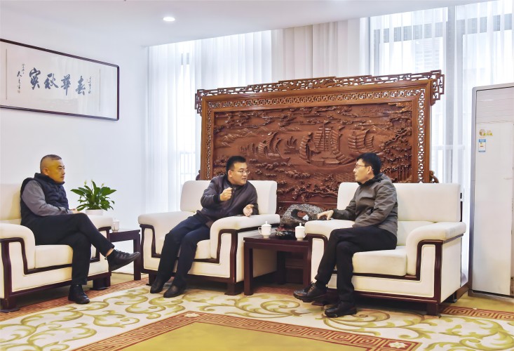 宋先民赴辉隆股份考察交流