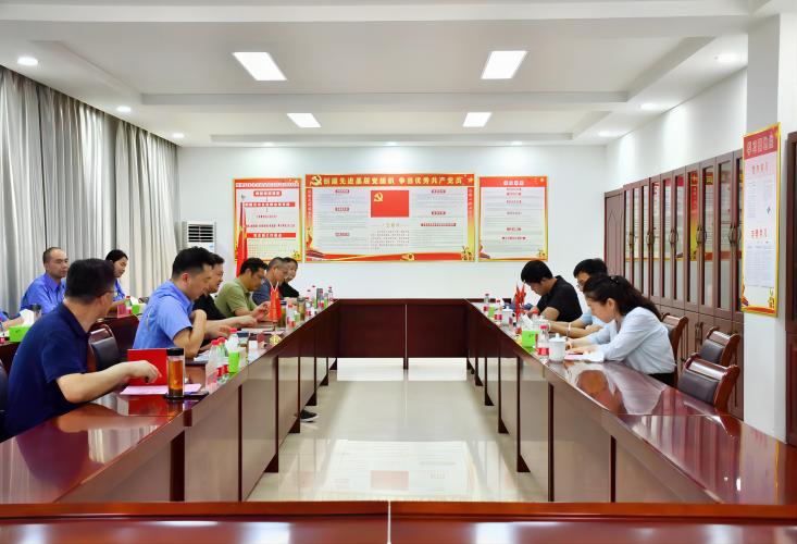 魏邦余赴辉隆五禾生态肥业调研党建工作